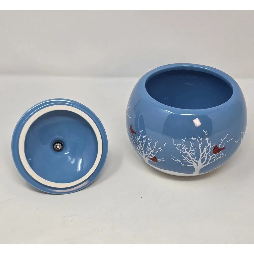 Teleflora Cardinals in Snow Blue Ceramic Ornament Jar Lidded Christmas 8